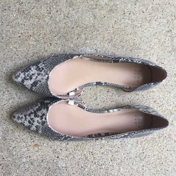 a new day Shoes - NWOT Snakeskin Flats